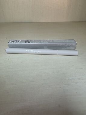 R.E.M. Practically Permanent Lip Stain Marker — Miss Berry